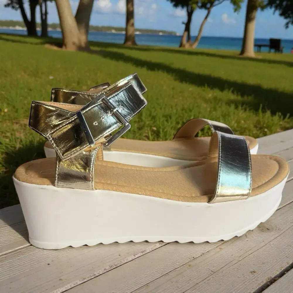 J. Adam’s Women’s Surf Chunky White Gold Platform Wedge Sandals Size 9
